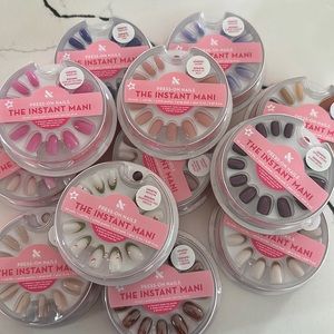 12 Sets of Assorted Short and Medium Olive and June Press On Nails